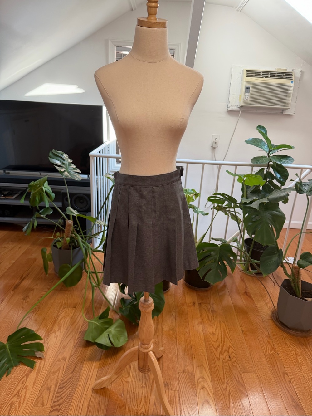 Los Angeles Apparel Pleated Mini Skirt in Charcoal Gray